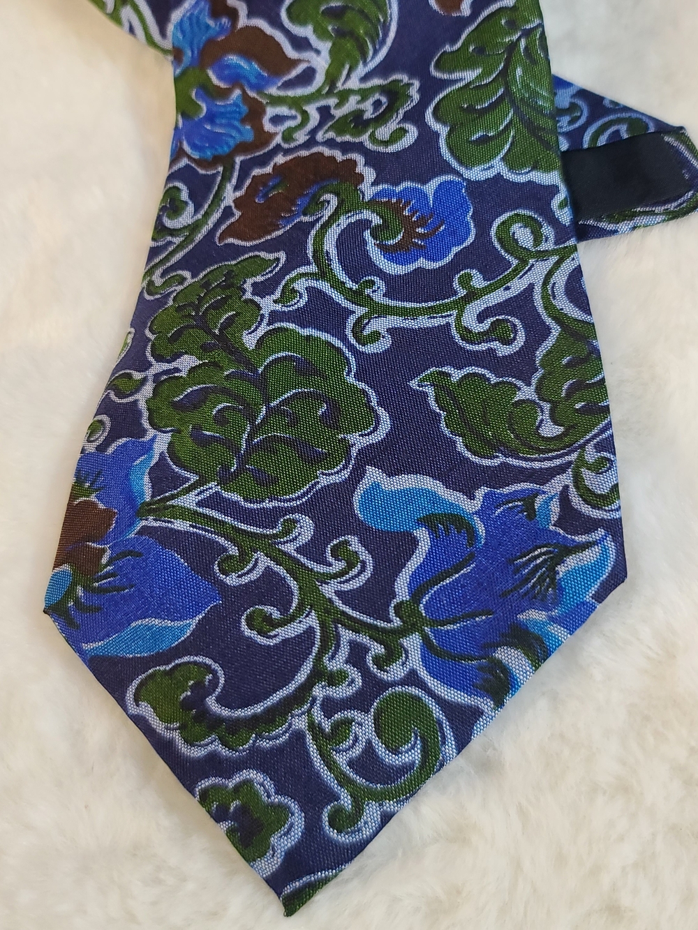 Silk Floral Paisley Tie in Navy, Blue & Green